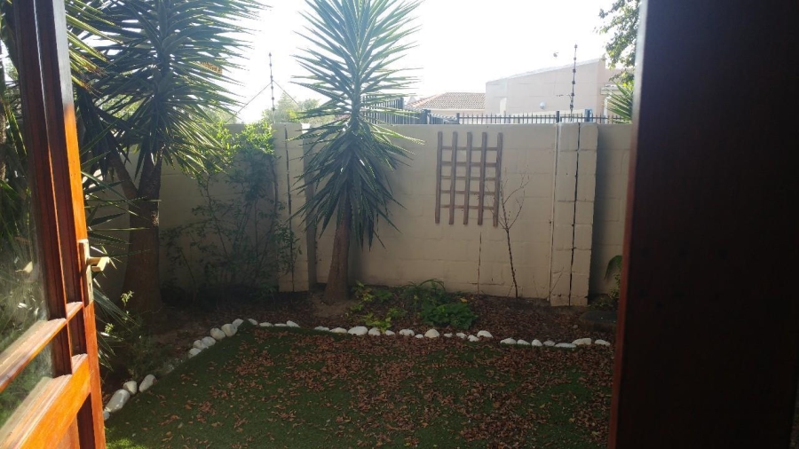 To Let 3 Bedroom Property for Rent in Parklands Western Cape
